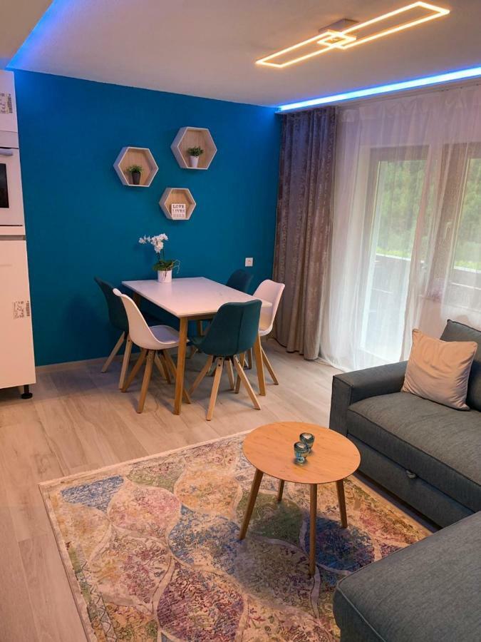 Natal Gian Apartment อิสชเกิล ภายนอก รูปภาพ